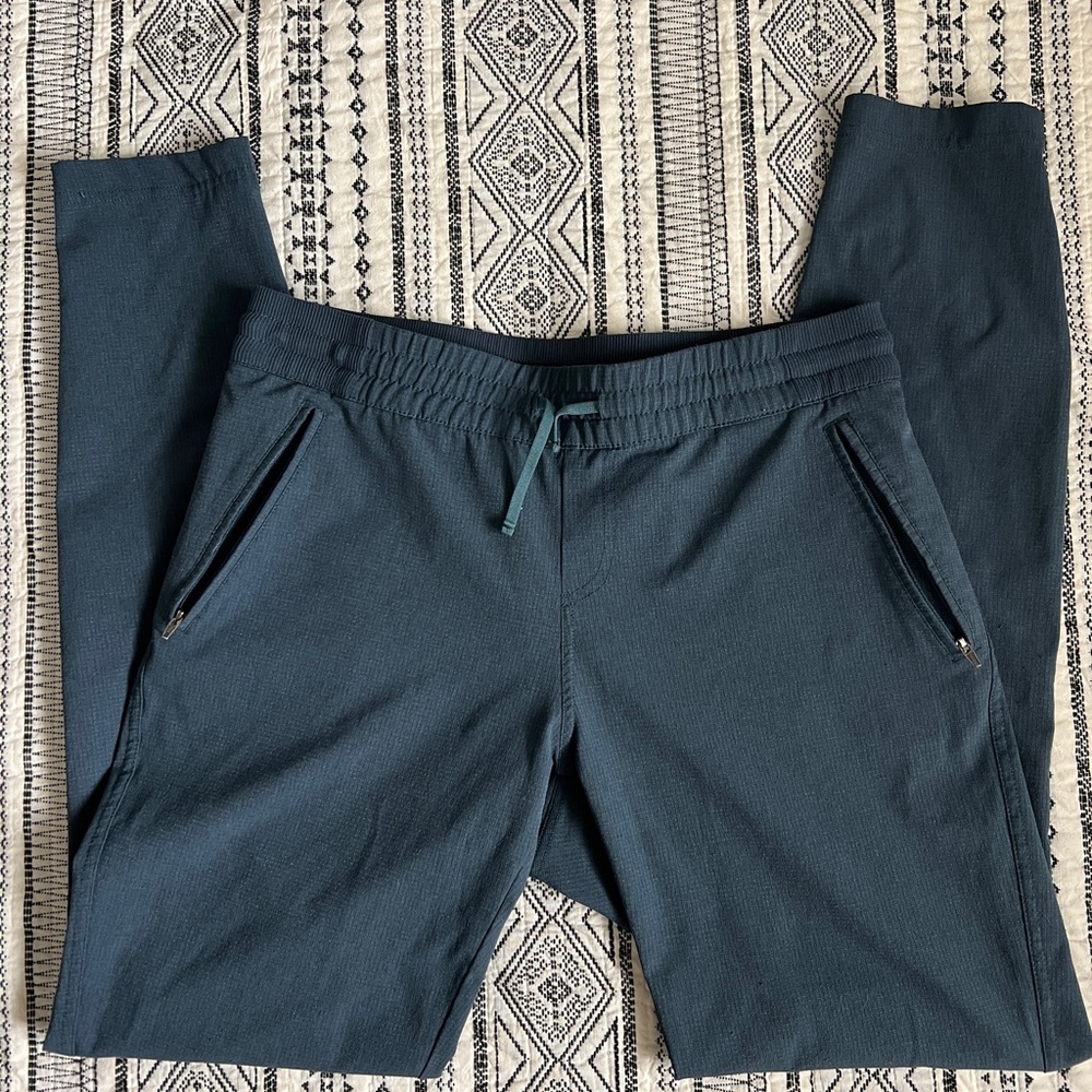 Kuhl Women’s Medium long joggers